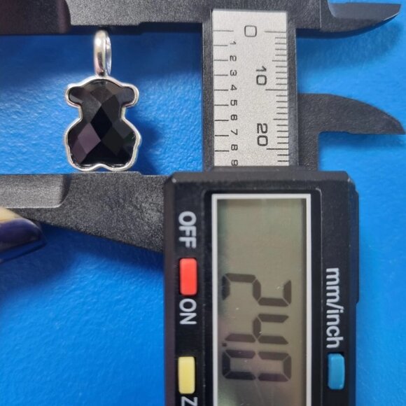 Tous Sterling Silver Medium Onyx Bear Pendant 15mm - Picture 6 of 7